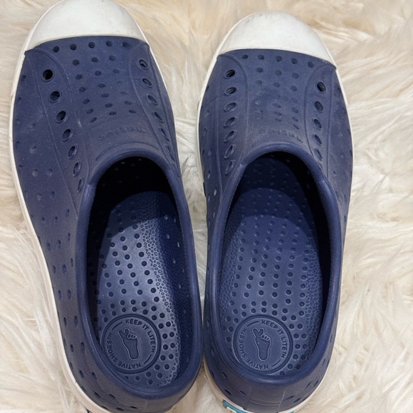 Navy Blue Slip-On Shoes size 1 - Picture 1 of 7